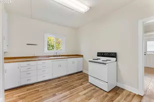 643 SE Parrott St, Roseburg, OR 97470 - Photo 5