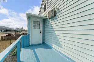 643 SE Parrott St, Roseburg, OR 97470 - Photo 19