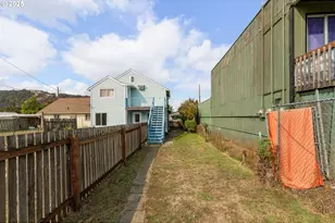 643 SE Parrott St, Roseburg, OR 97470 - Photo 17