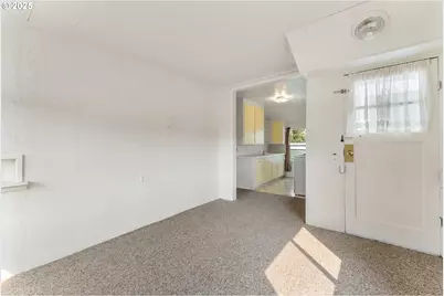 643 SE Parrott St, Roseburg, OR 97470 - Photo 21