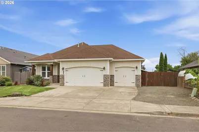 1046 Green Meadows Ave, Junction City, OR 97448 - Photo 3