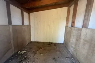 373 Hayhurst Rd, Yoncalla, OR 97499 - Photo 19