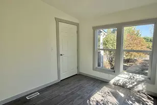 373 Hayhurst Rd, Yoncalla, OR 97499 - Photo 15