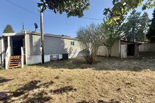 373 Hayhurst Rd, Yoncalla, OR 97499 - Photo 21