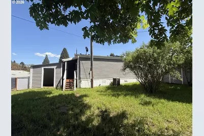 373 Hayhurst Rd, Yoncalla, OR 97499 - Photo 21