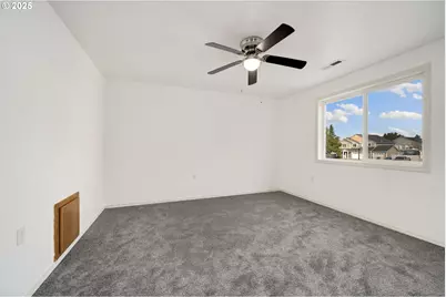 1311 NW 26th Ave, Battle Ground, WA 98604 - Photo 37