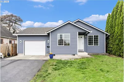 453 N 11th St, Saint Helens, OR 97051 - Photo 1