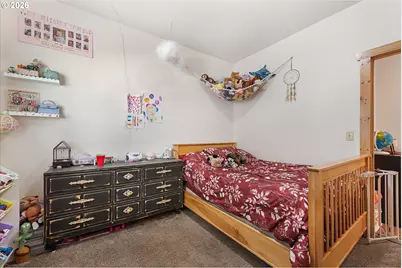 101 E Park St, Enterprise, OR 97828 - Photo 13