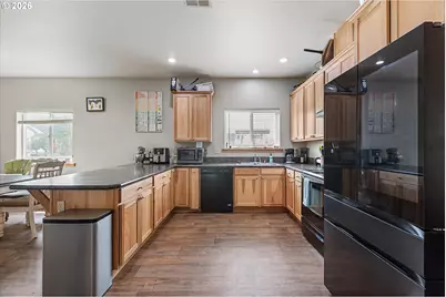 101 E Park St, Enterprise, OR 97828 - Photo 17