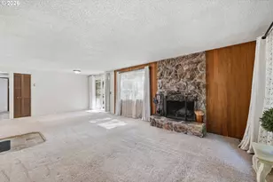 2883 Timberline Dr, Eugene, OR 97405 - Photo 7