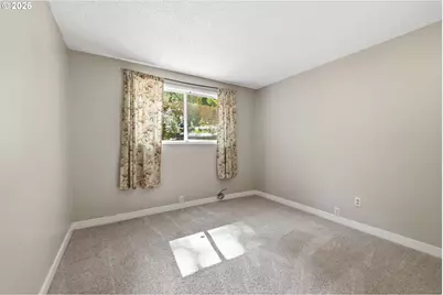 2883 Timberline Dr, Eugene, OR 97405 - Photo 23