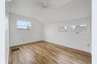 135 S Sheridan St, Mount Angel, OR 97362 - Photo 33