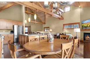 132 E Surfcrest Ave, Cannon Beach, OR 97110 - Photo 15