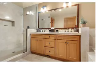 132 E Surfcrest Ave, Cannon Beach, OR 97110 - Photo 27