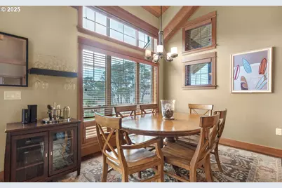 132 E Surfcrest Ave, Cannon Beach, OR 97110 - Photo 11