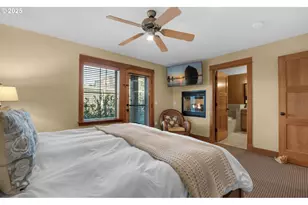 132 E Surfcrest Ave, Cannon Beach, OR 97110 - Photo 19