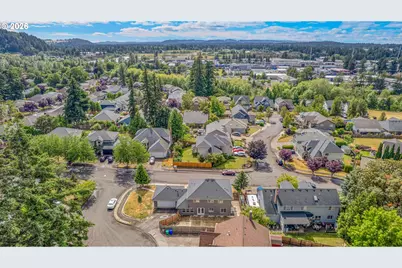 1802 NW Bella Vista Ave, Gresham, OR 97030 - Photo 41