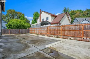 1802 NW Bella Vista Ave, Gresham, OR 97030 - Photo 35