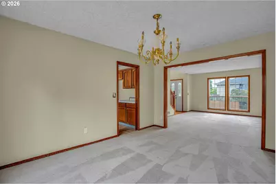 1802 NW Bella Vista Ave, Gresham, OR 97030 - Photo 7