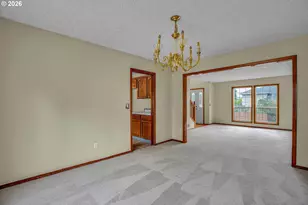 1802 NW Bella Vista Ave, Gresham, OR 97030 - Photo 7
