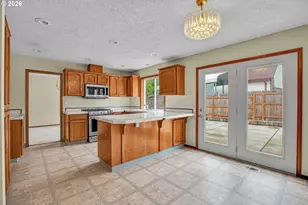 1802 NW Bella Vista Ave, Gresham, OR 97030 - Photo 13