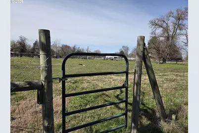 710 SW Second St, Irrigon, OR 97844 - Photo 43