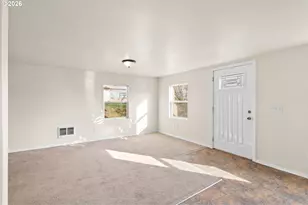 709 SW 16th St, Pendleton, OR 97801 - Photo 5