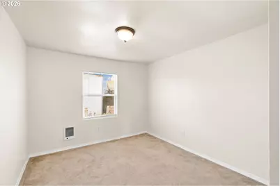 709 SW 16th St, Pendleton, OR 97801 - Photo 7