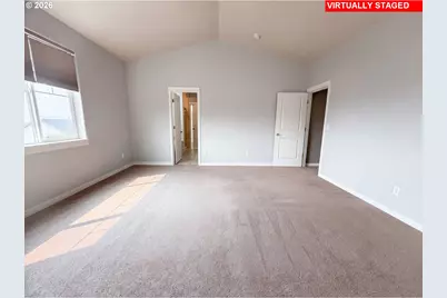 13049 SE Meadehill Ave, Happy Valley, OR 97086 - Photo 3