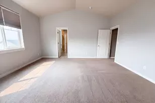 13049 SE Meadehill Ave, Happy Valley, OR 97086 - Photo 3