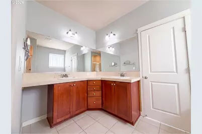 13049 SE Meadehill Ave, Happy Valley, OR 97086 - Photo 11