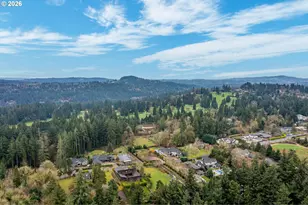 725 Carrera Ln, Lake Oswego, OR 97034 - Photo 45