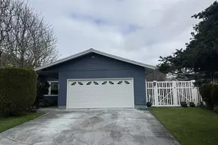 870 SW 12th St, Bandon, OR 97411 - Photo 1