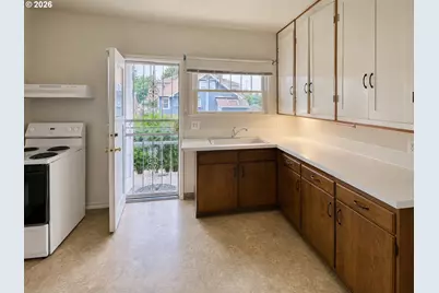 4300 N Montana Ave, Portland, OR 97217 - Photo 5