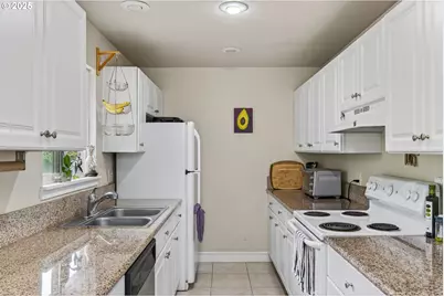 1611 NE Hale Pl, Gresham, OR 97030 - Photo 11