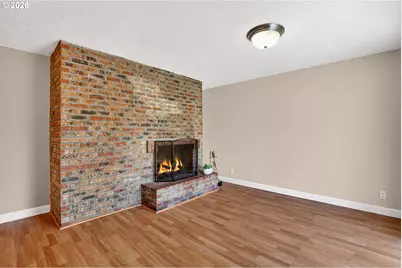 640 Stonehill Dr, Gladstone, OR 97027 - Photo 19