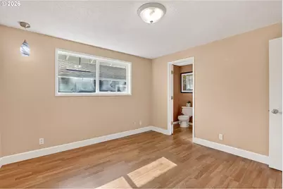 640 Stonehill Dr, Gladstone, OR 97027 - Photo 29