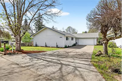 640 Stonehill Dr, Gladstone, OR 97027 - Photo 3