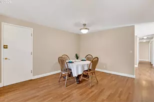 640 Stonehill Dr, Gladstone, OR 97027 - Photo 11