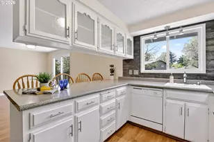 640 Stonehill Dr, Gladstone, OR 97027 - Photo 15