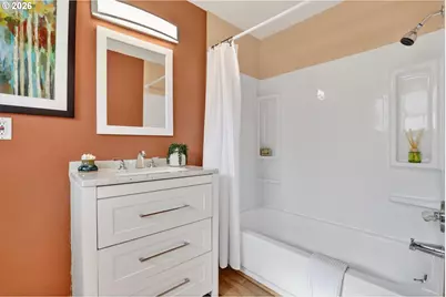 640 Stonehill Dr, Gladstone, OR 97027 - Photo 31