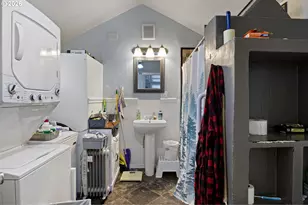 640 N Garden Way, Eugene, OR 97401 - Photo 19