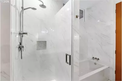 314 Columbia St, Hood River, OR 97031 - Photo 27