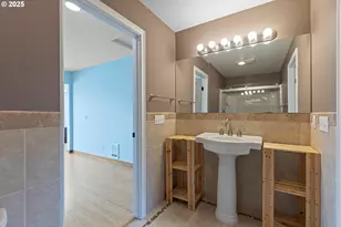 180 SE Hwy 101, Lincoln City, OR 97367 - Photo 19