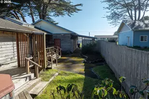 1260 Jackson Ave SW, Bandon, OR 97411 - Photo 15