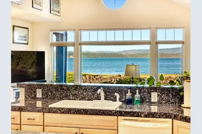 18114 Sandridge Rd, Long Beach, WA 98631 - Photo 27