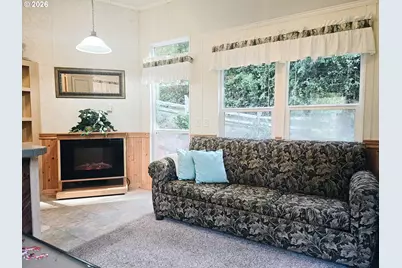 89491 Sutton Pl, Florence, OR 97439 - Photo 3