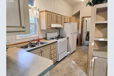 89491 Sutton Pl, Florence, OR 97439 - Photo 7