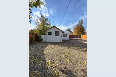 971 Walnut St, Baker City, OR 97814 - Photo 19