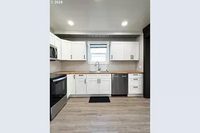 971 Walnut St, Baker City, OR 97814 - Photo 7